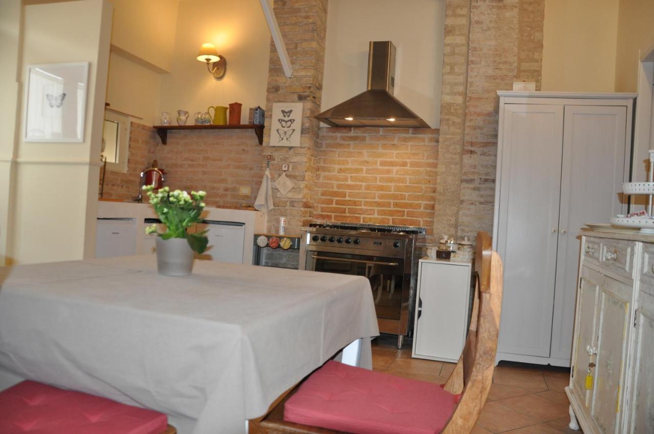 Bed And Breakfast Piazza Mercato Pescara Kültér fotó