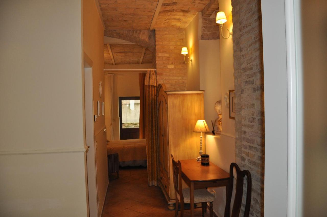 Bed And Breakfast Piazza Mercato Pescara Kültér fotó