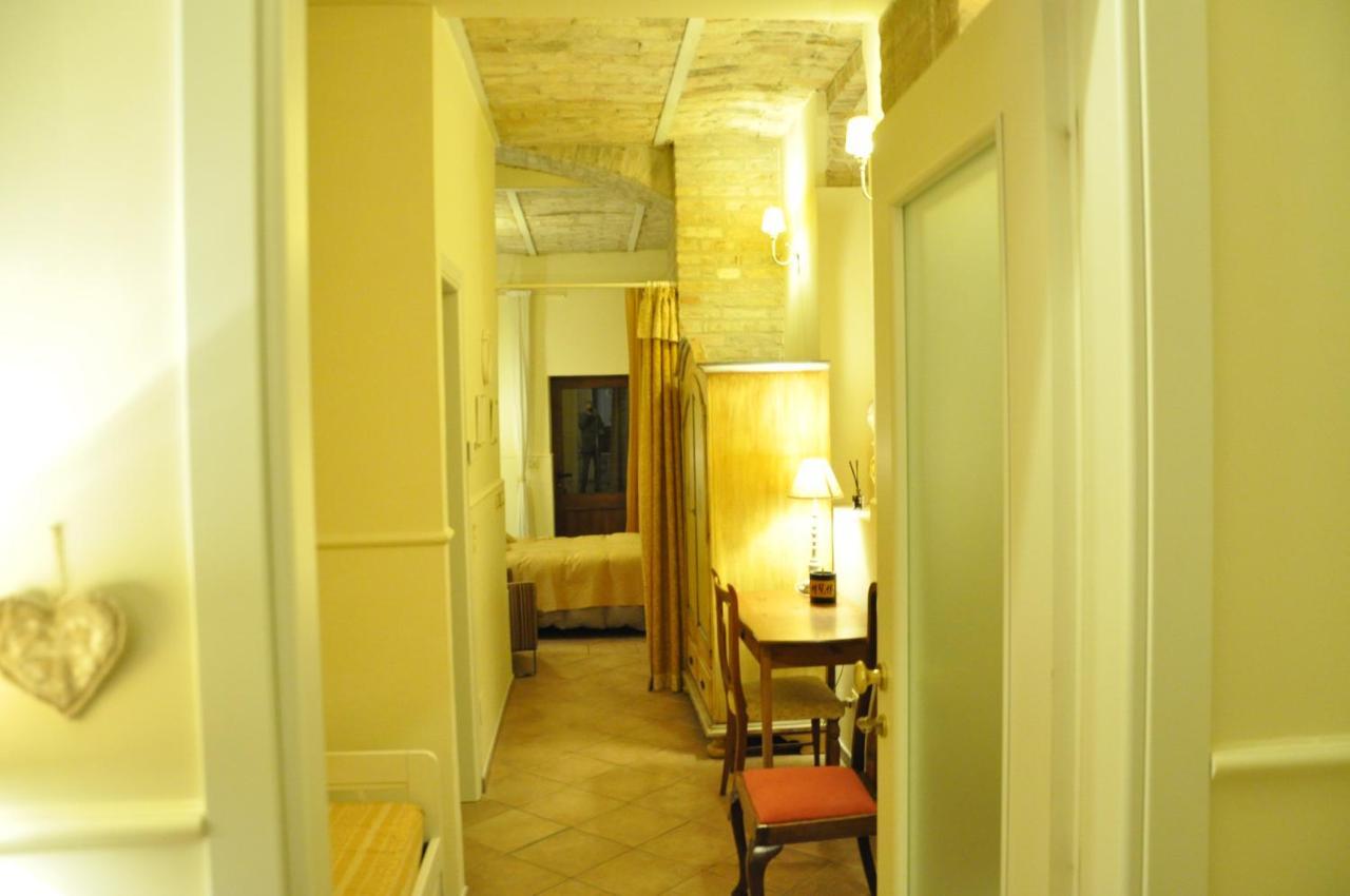 Bed And Breakfast Piazza Mercato Pescara Kültér fotó